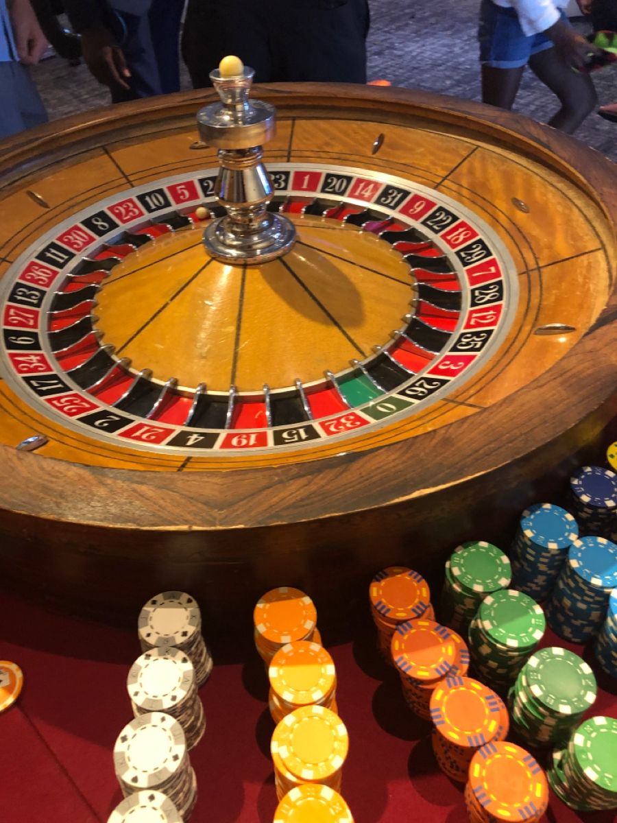 NonStop Casino کھلاڑیوں کے لیے لائیو کیسینو سیکشن